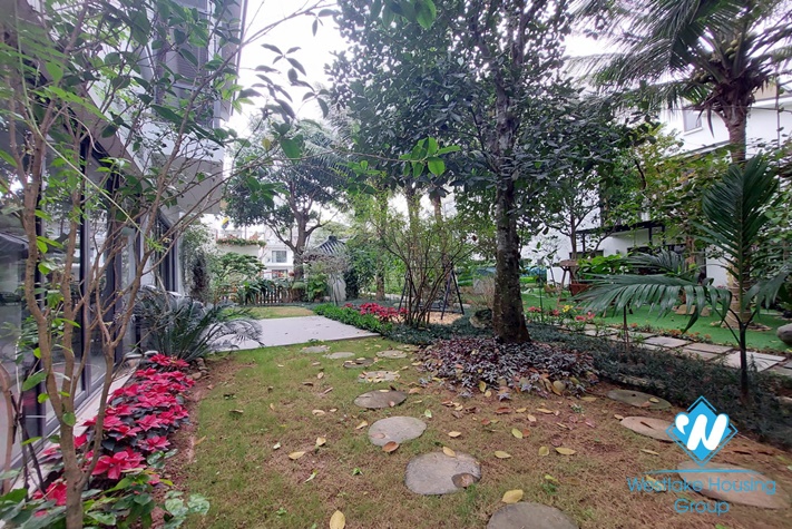 Magnificent four bedroom villa for rent in Ecopark Van Giang 